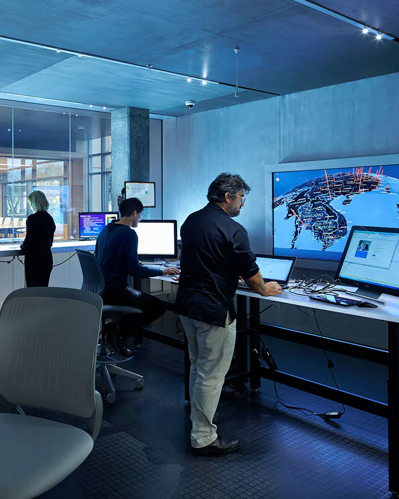 Professional career consultation at Lone Wolf Technologies